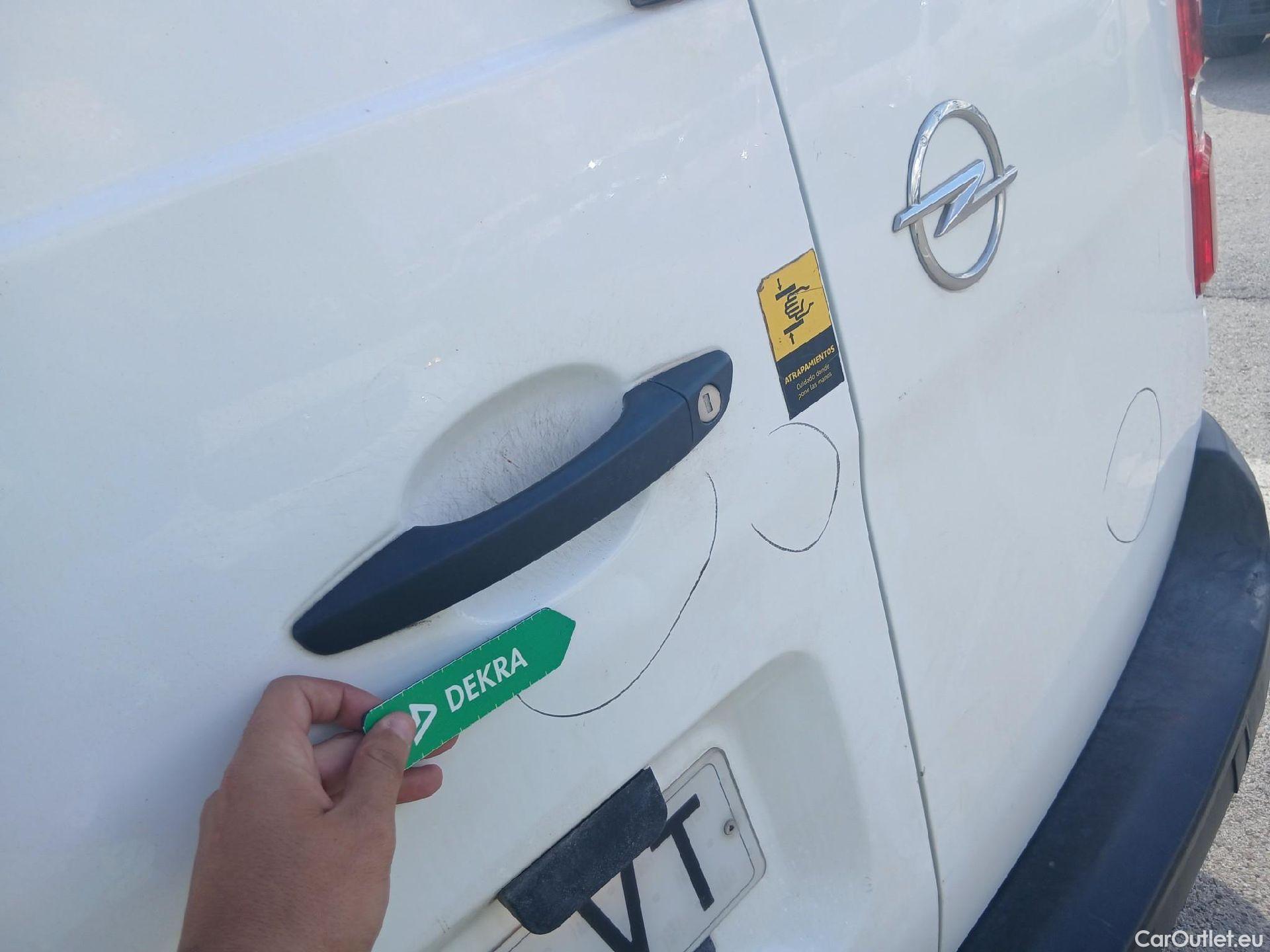  Opel  Vivaro OPEL  / 2019 / 4P / furgón 1.5 Diésel 74kW (100CV) M Std Express #21