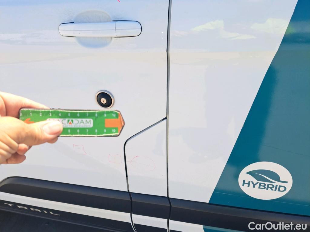  Ford  Transit FORD  Custom / 2012 / 4P / furgón Van 2.0 TDCI 96kW 300 L1 MHEV Trail #32