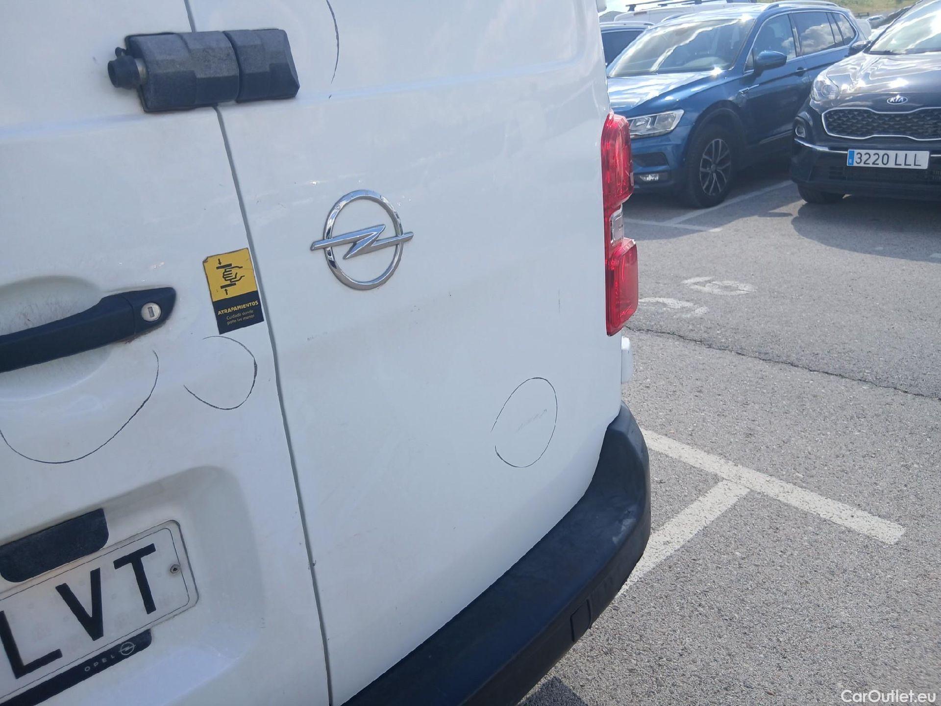  Opel  Vivaro OPEL  / 2019 / 4P / furgón 1.5 Diésel 74kW (100CV) M Std Express #23