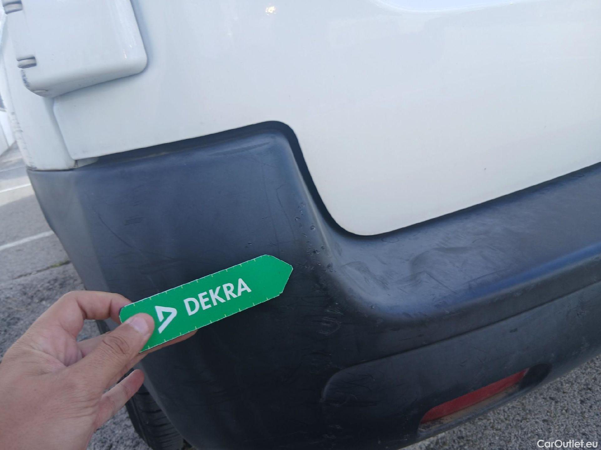  Opel  Vivaro OPEL  / 2019 / 4P / furgón 1.5 Diésel 74kW (100CV) M Std Express #19