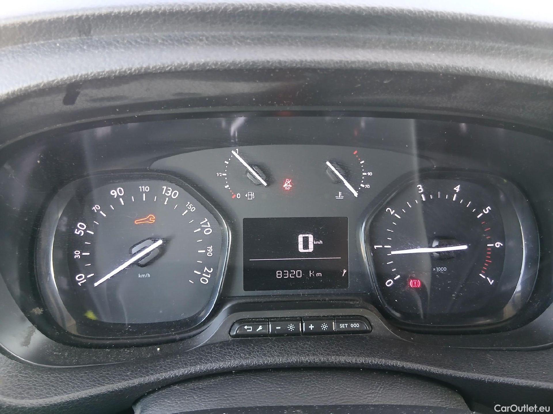  Opel  Vivaro OPEL  / 2019 / 4P / furgón 1.5 Diésel 88kW (120CV) M Std Select #2