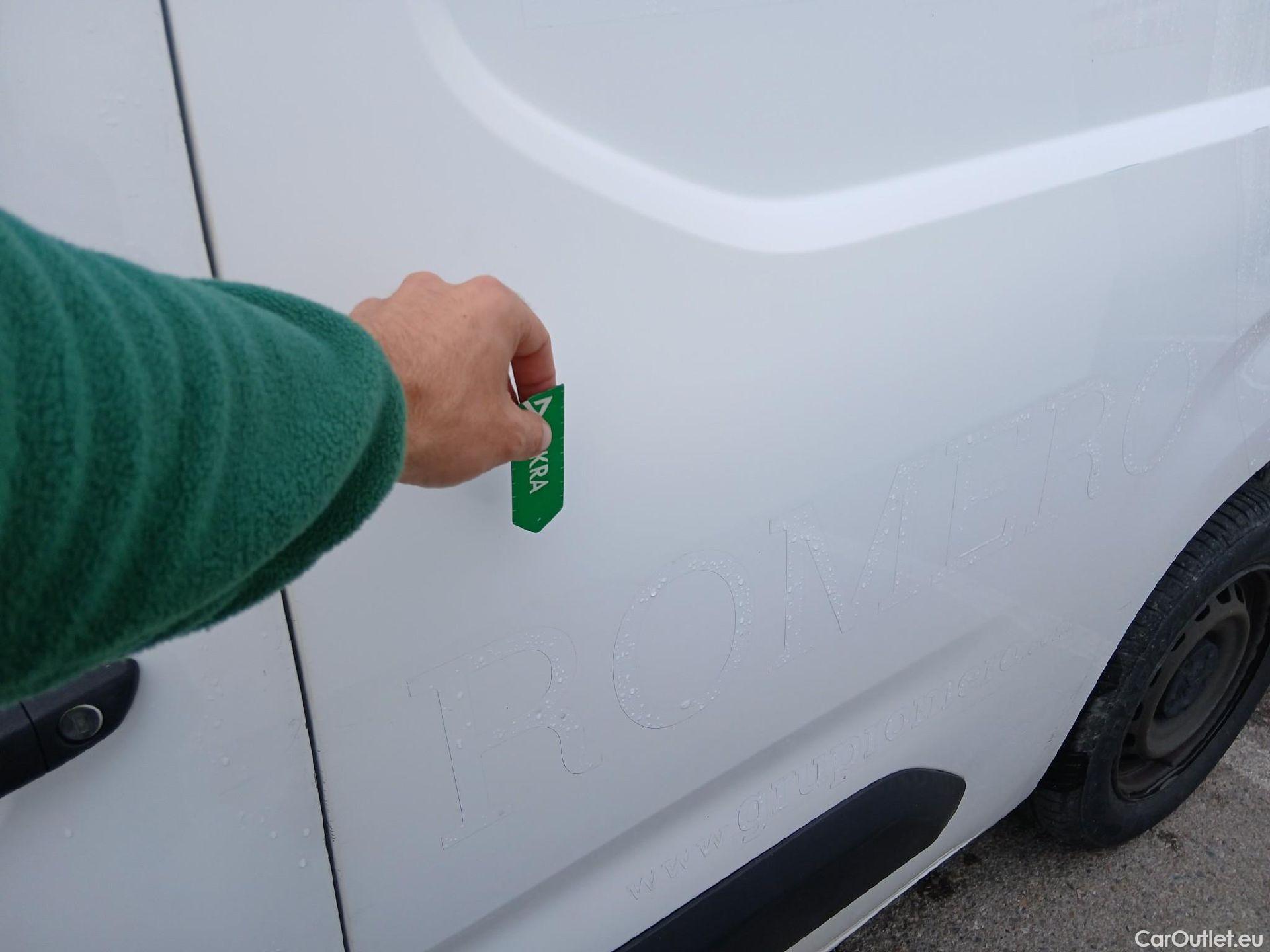  Peugeot  Partner PEUGEOT  / 2018 / 4P / furgón derivado de turismo Premium Standard 600kg BlueHDi 73kW #15