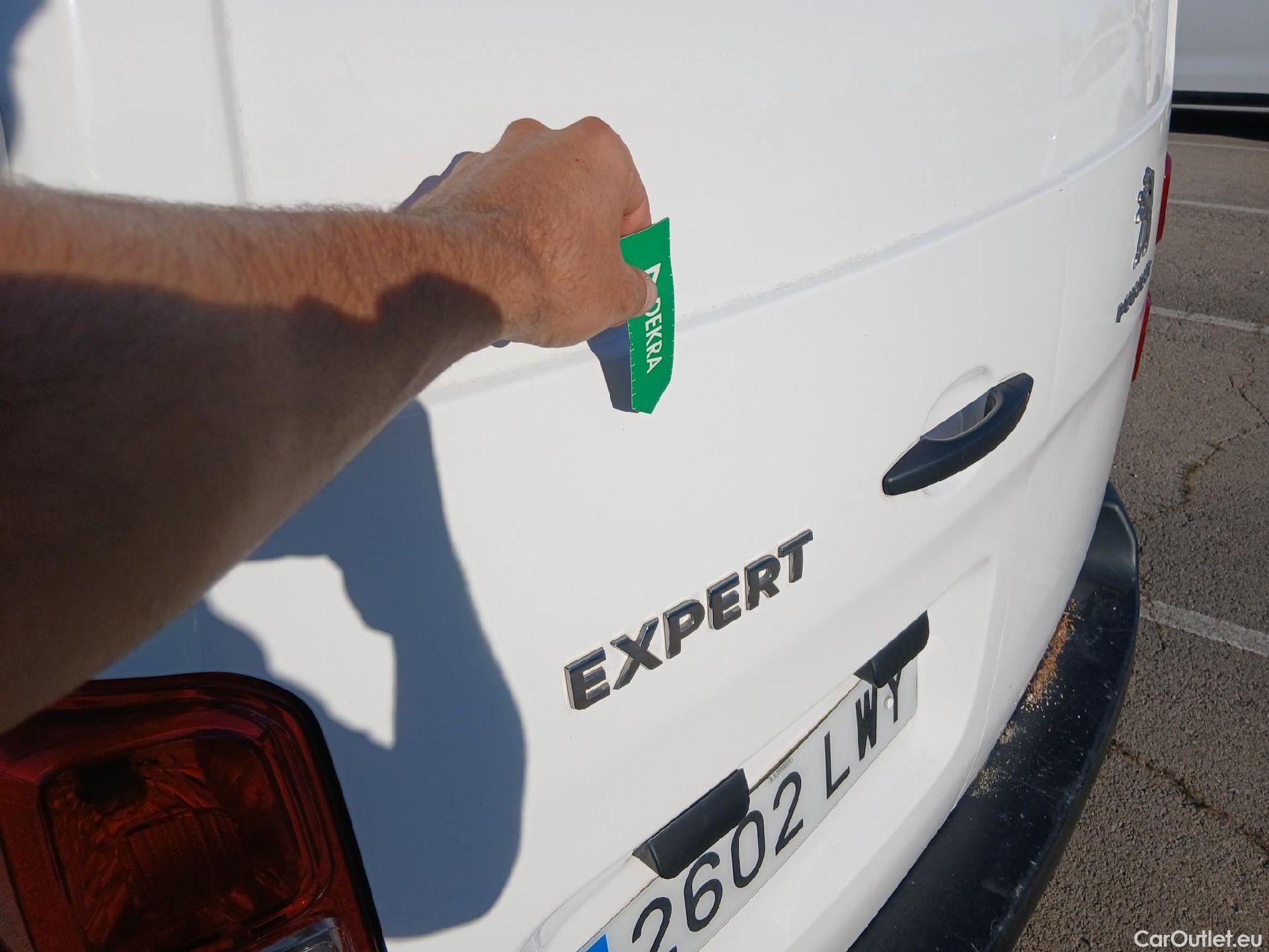  Peugeot  Expert PEUGEOT  / 2016 / 4P / furgón Furgón Pro 1.5 BlueHDi 120 Standard #28