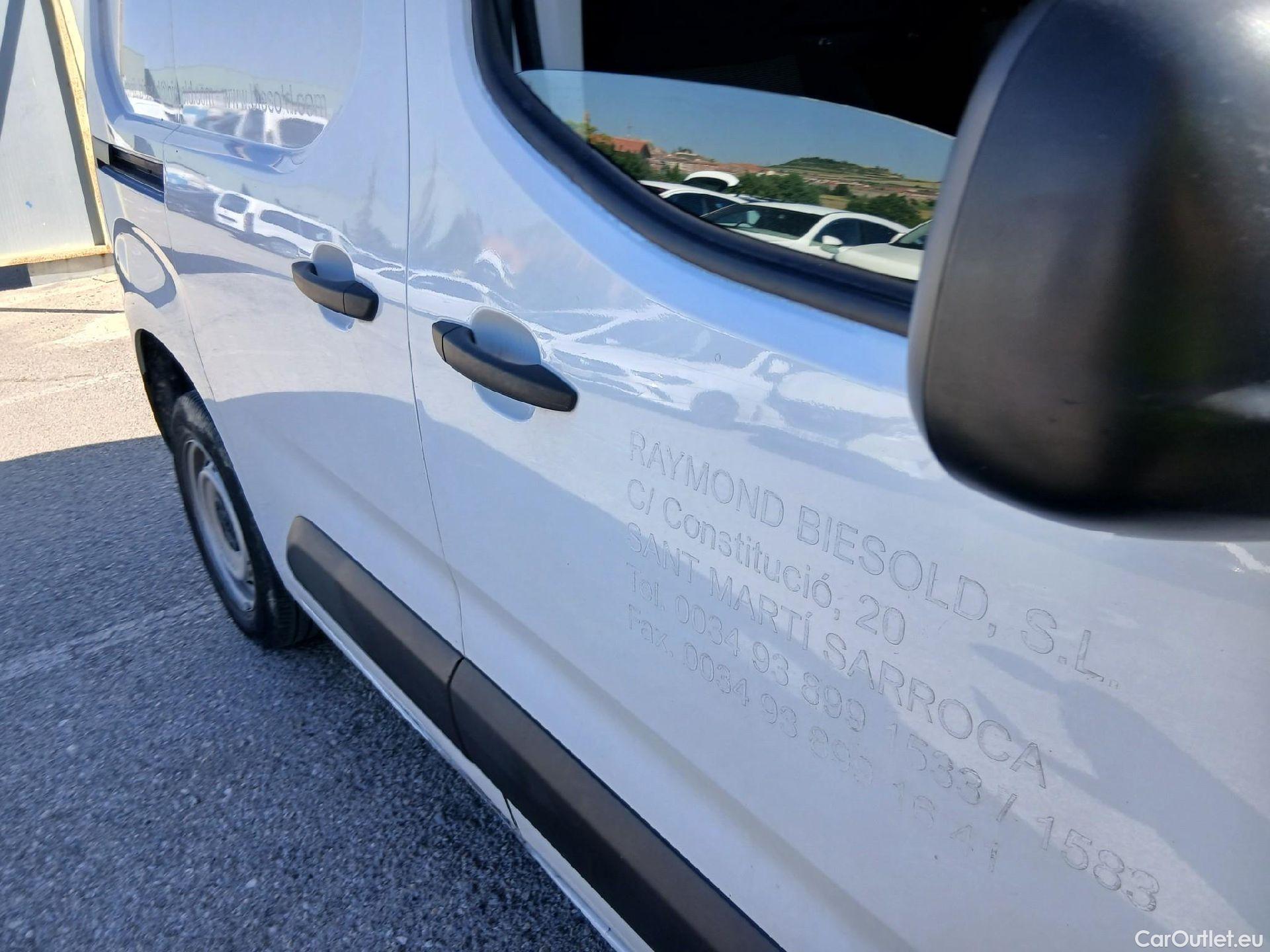  Peugeot  Partner PEUGEOT   Pro Standard  BlueHDi 100 CV #25