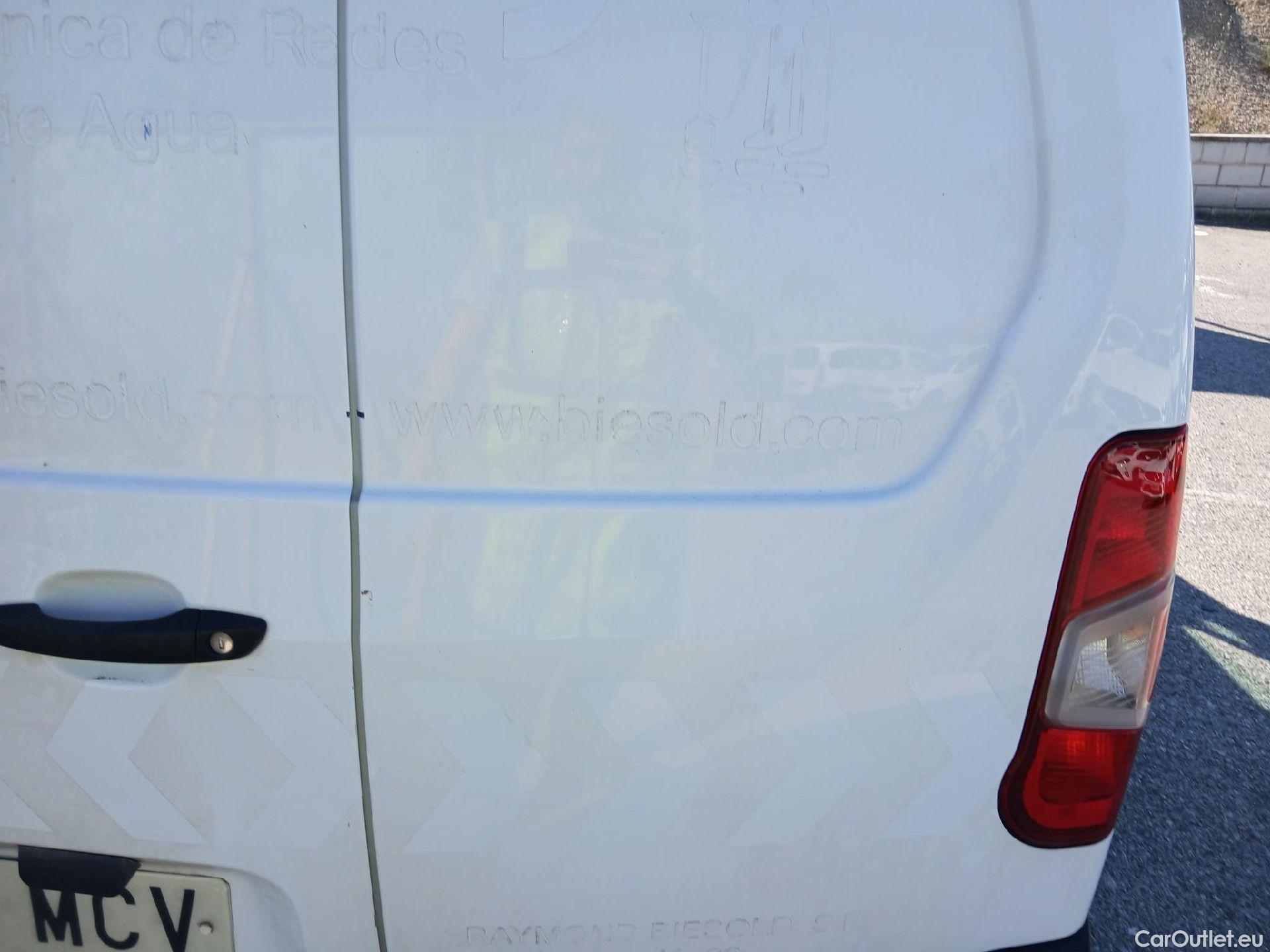  Peugeot  Partner PEUGEOT   Pro Standard  BlueHDi 100 CV #19