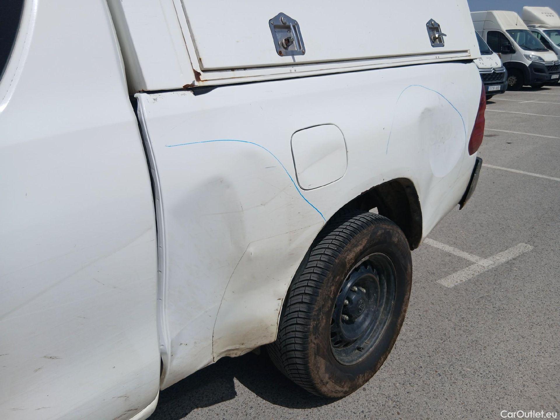  Toyota  Hilux TOYOTA  VU 2p 7G pickup 2.4 D-4D Cabina Extra GX 4x4 #28