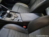  Alfa Romeo  Giulietta ALFA ROMEO GIULIA / 2016 / 4P / BERLINA 2.2 TURBO MT6 160 CV SUPER #78