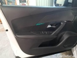  Peugeot  2008 PEUGEOT  / 2019 / 5P / CROSSOVER BLUEHDI 130 EAT8 ALLURE S/S AUT. #133