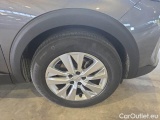  Peugeot  3008 PEUGEOT  / 2020 / 5P / SUV BLUEHDI 130 EAT8 SeS ACTIVE PACK #17