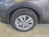  Peugeot  3008 PEUGEOT  / 2020 / 5P / SUV BLUEHDI 130 EAT8 SeS ACTIVE PACK #20
