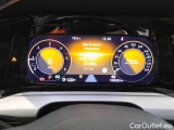  Volkswagen  Golf  VOLKSWAGEN / 2019 / 5P / BERLINA 2.0 TDI SCR LIFE DSG #4