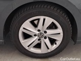 Volkswagen  Golf  VOLKSWAGEN / 2019 / 5P / BERLINA 2.0 TDI SCR LIFE DSG #105
