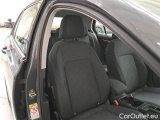  Volkswagen  Golf  VOLKSWAGEN / 2019 / 5P / BERLINA 2.0 TDI SCR LIFE DSG #115