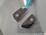  Volkswagen  Golf  VOLKSWAGEN / 2019 / 5P / BERLINA 2.0 TDI SCR LIFE DSG #126