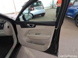  Volvo  XC60 VOLVO  / 2017 / 5P / SUV B4 D AWD GEARTR. BUSINESS PLUS #139