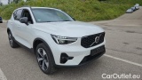  Volvo  XC 40 B3 Plus Dark DCT #2