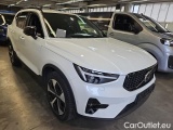  Volvo  XC 40 B3 Plus Dark DCT #2