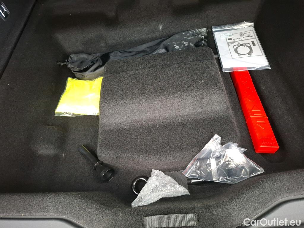  LYNK & Co  01 LYNK & CO  / 2020 / 5P / SUV 1.5 261ch  Hybride Rechargeable OPERATION STOCK #14