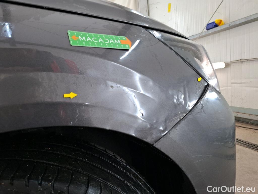  Peugeot  208 PEUGEOT  / 2019 / 5P / Berline Puretech 75 S&S Active Business #5