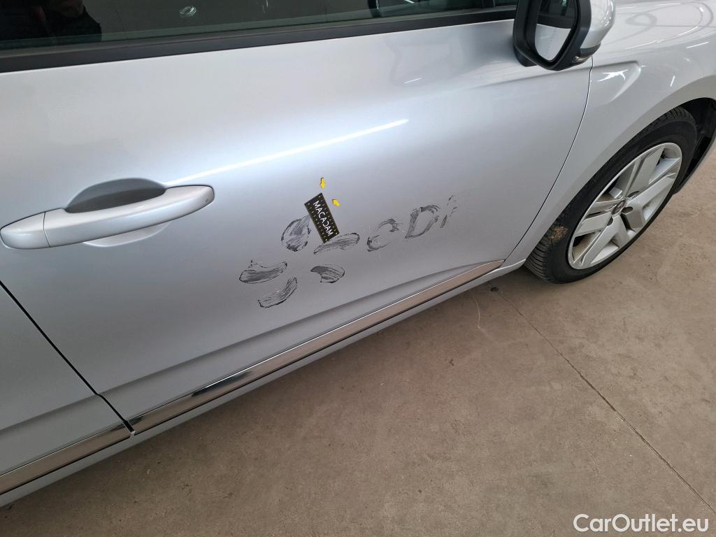  Renault  Clio  V Business 1.0 TCe 100CV BVM5 E6dT #51