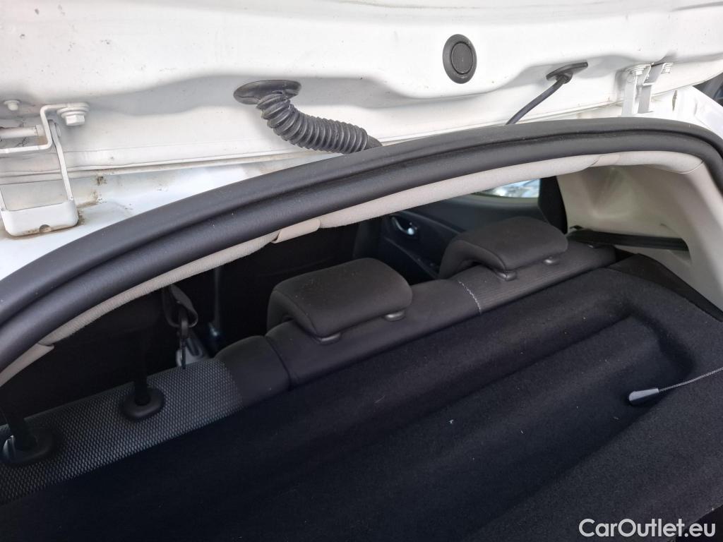  Renault  Clio  IV Business 0.9 TCe 90CV BVM5 E6 #29