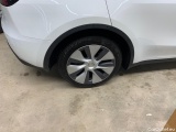  Tesla  Model Y TESLA  Long Range Dual Motor AWD 5d 378kW #32