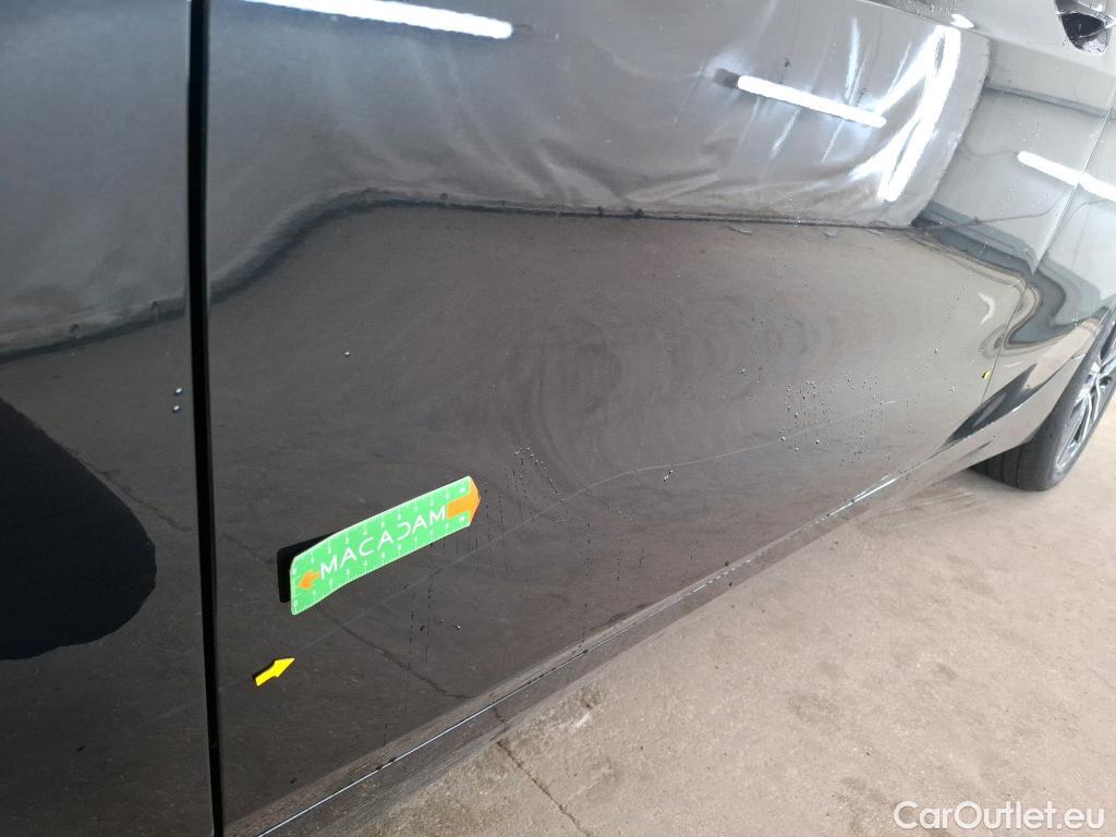  Bmw  Serie 1 BMW Série 1 / 2019 / 5P / Berline 116i Business Design #16
