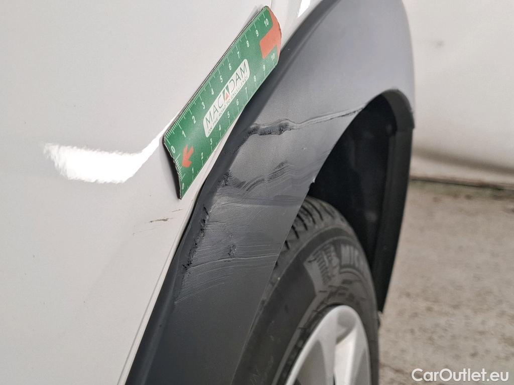  Citroen  C3  Société Feel 1.5 BlueHDI 100CV BVM5 E6dT #10