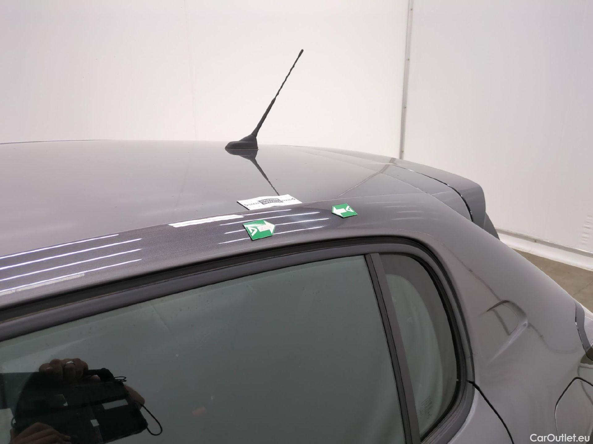  Peugeot  208 PEUGEOT  / 2019 / 5P / Berline Puretech 75 S&S Active Business #33
