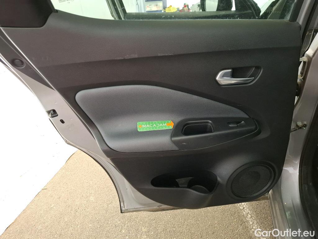  Nissan  Juke NISSAN  / 2019 / 5P / Crossover DIG-T 114 BVM6 Business+ #76