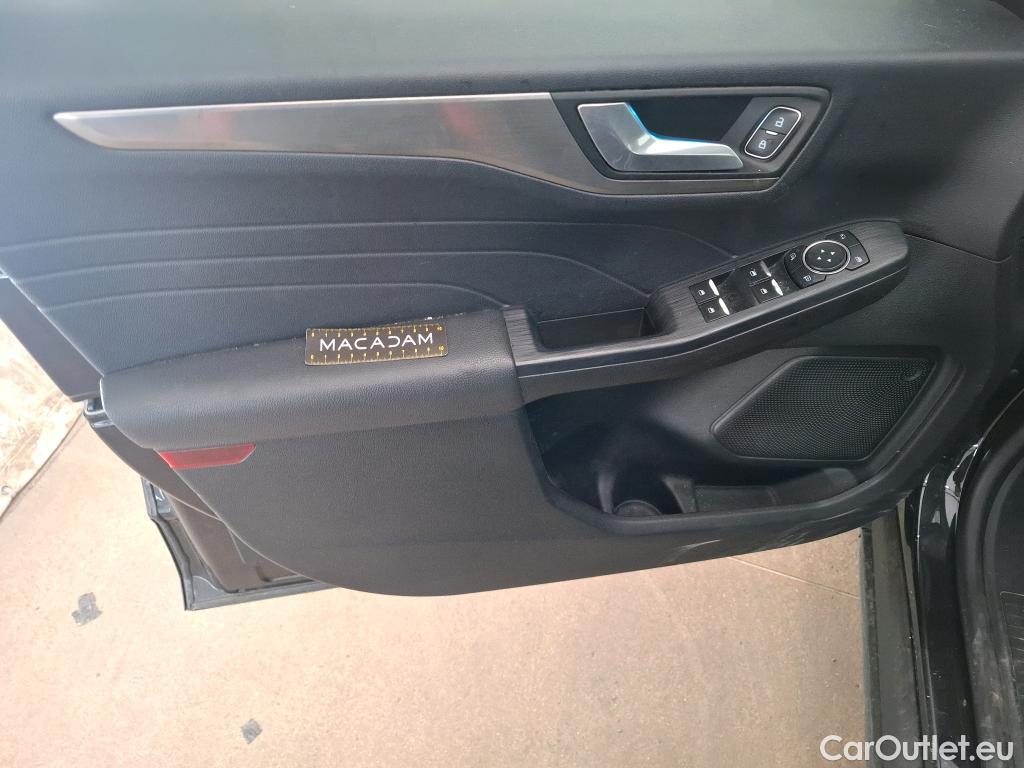 Ford  Kuga FORD  / 2019 / 5P / SUV 2.5 Dur 225 hybrid PHEV Pshift Titanium #28