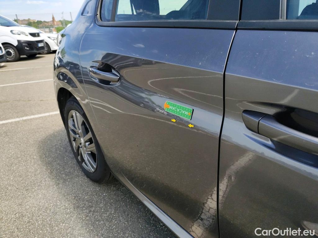  Peugeot  208 PEUGEOT  / 2019 / 5P / Berline Puretech 75 S&S Active Business #21