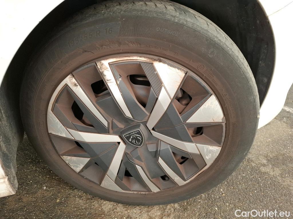  Peugeot  208  Active 1.2 PureTech 100CV BVM6 E6d #9