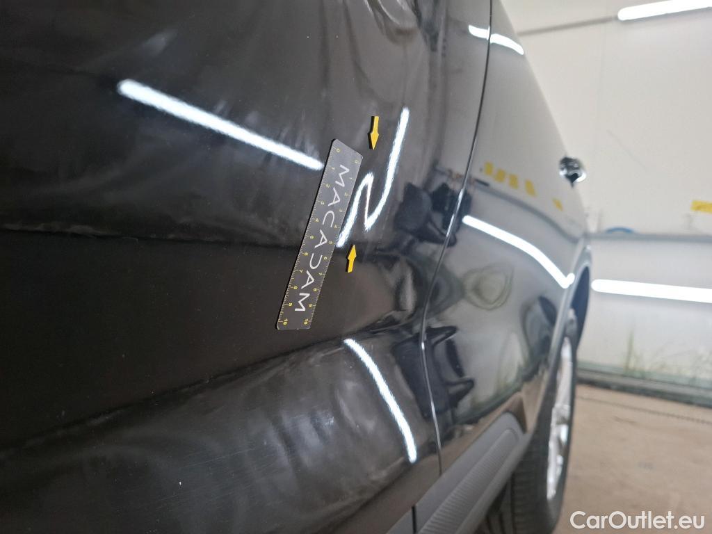  Ford  Kuga FORD  / 2019 / 5P / SUV 2.5 Dur 225 hybrid PHEV Pshift Titanium #10