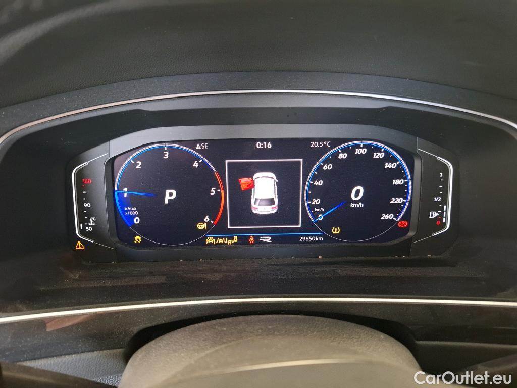  Volkswagen  Tiguan VOLKSWAGEN  2020 5P SUV 2.0 TDI 150 DSG7 RLine #10
