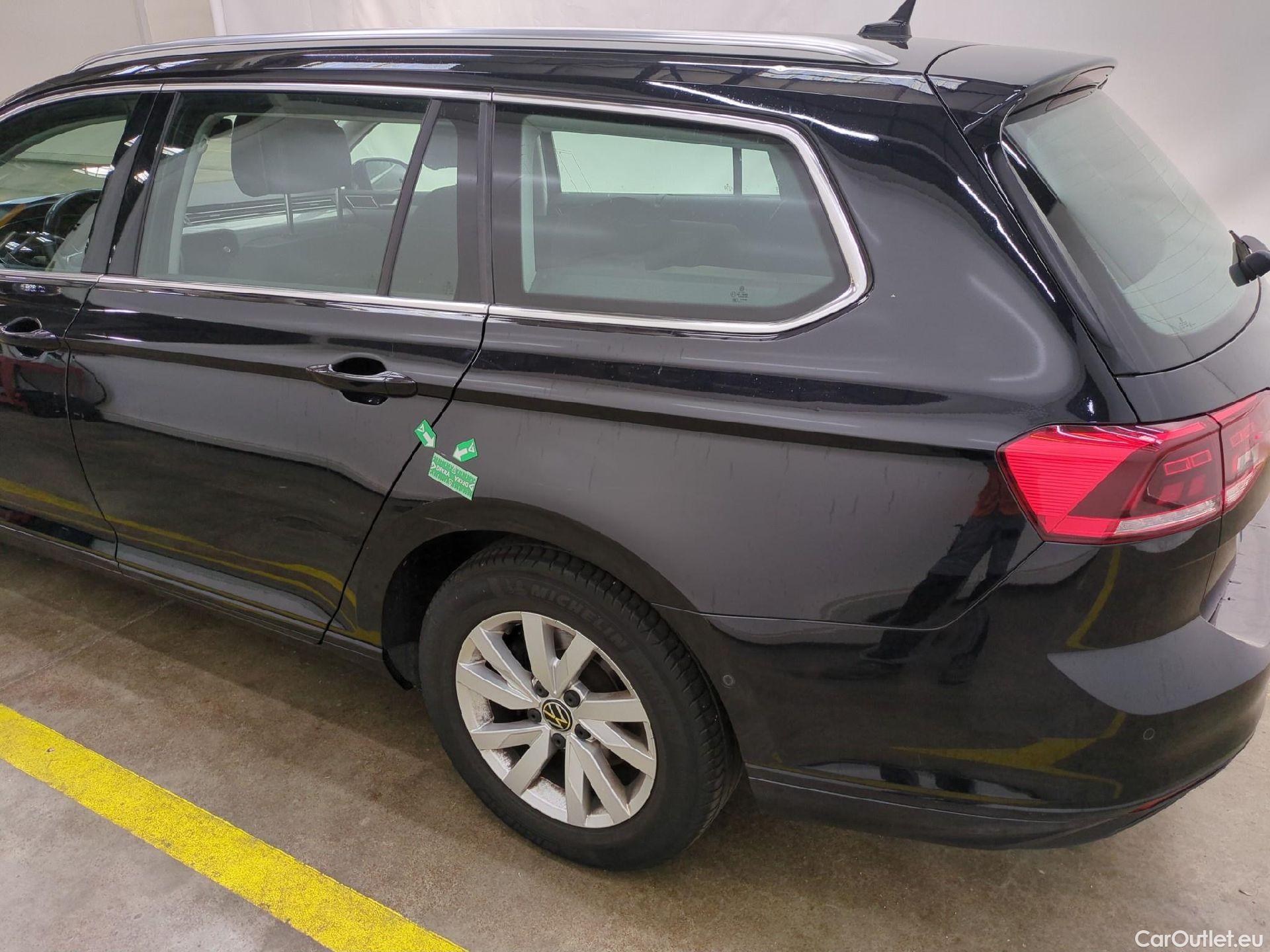 Volkswagen  Passat  Break Life Plus 2.0 TDI 120CV BVA7 E6d #25