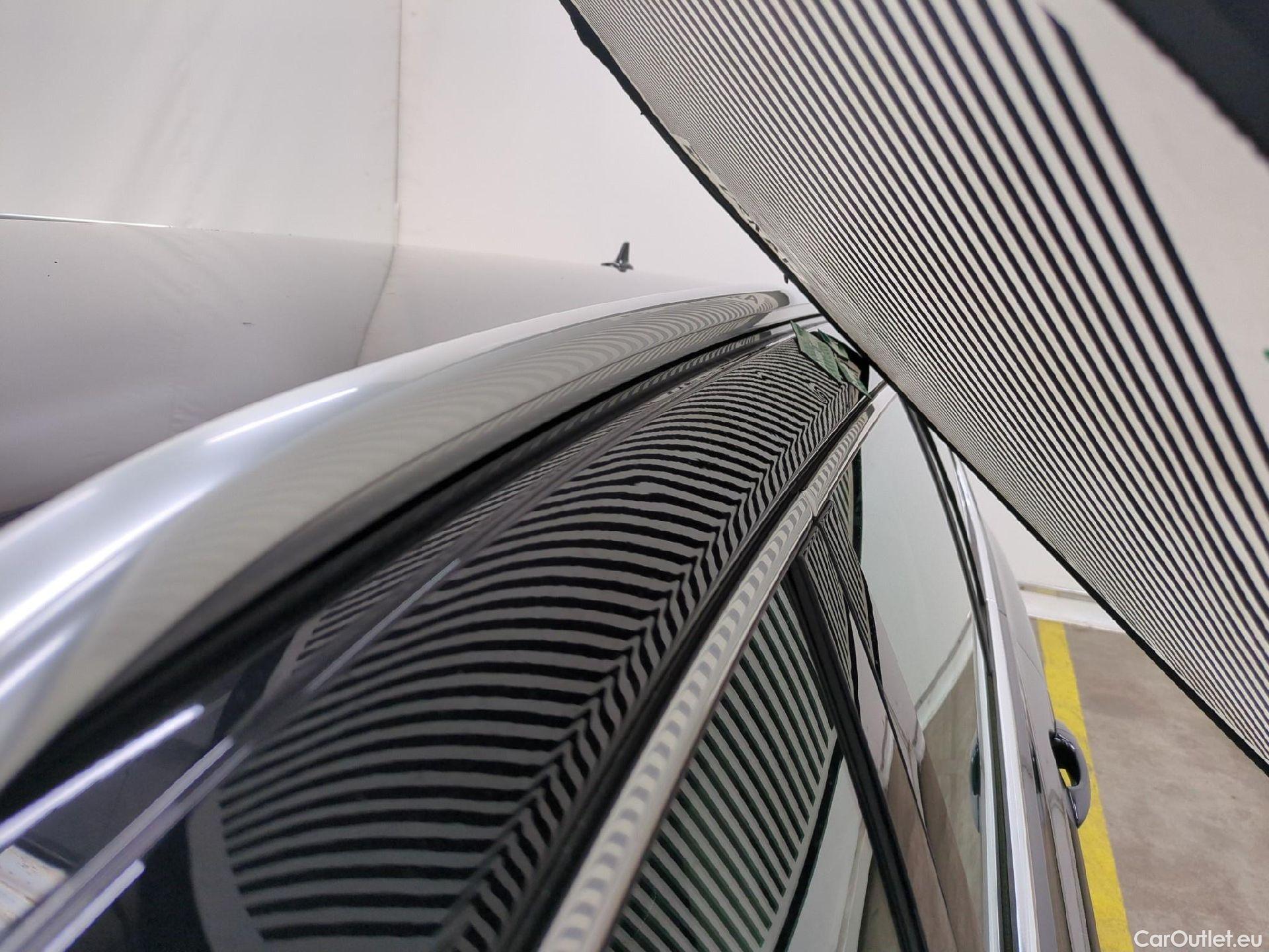 Volkswagen  Passat  Break Life Plus 2.0 TDI 120CV BVA7 E6d #33