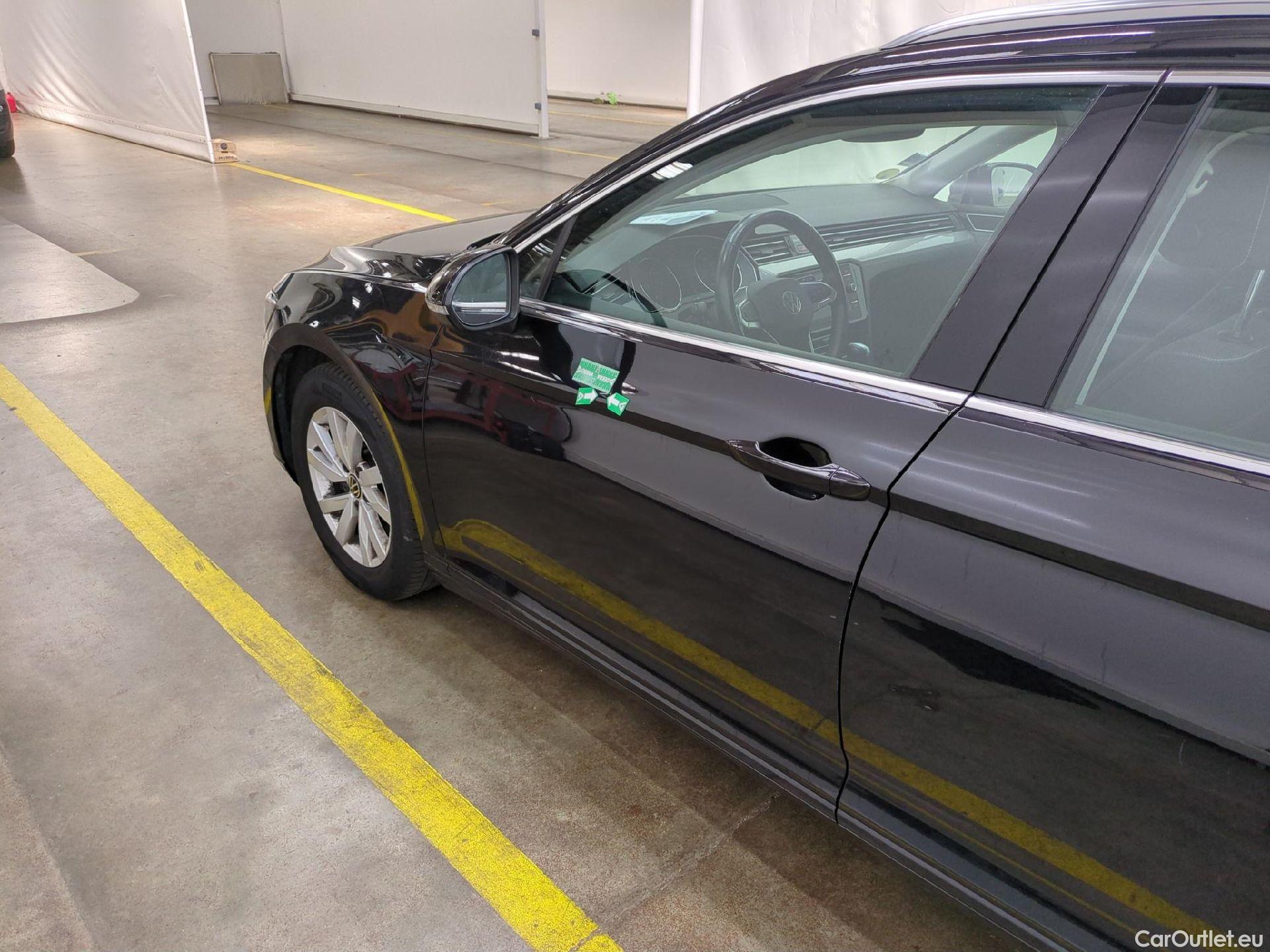 Volkswagen  Passat  Break Life Plus 2.0 TDI 120CV BVA7 E6d #15