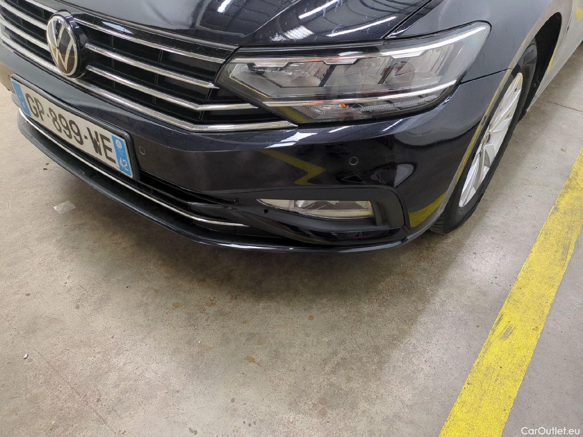 Volkswagen  Passat  Break Life Plus 2.0 TDI 120CV BVA7 E6d #9