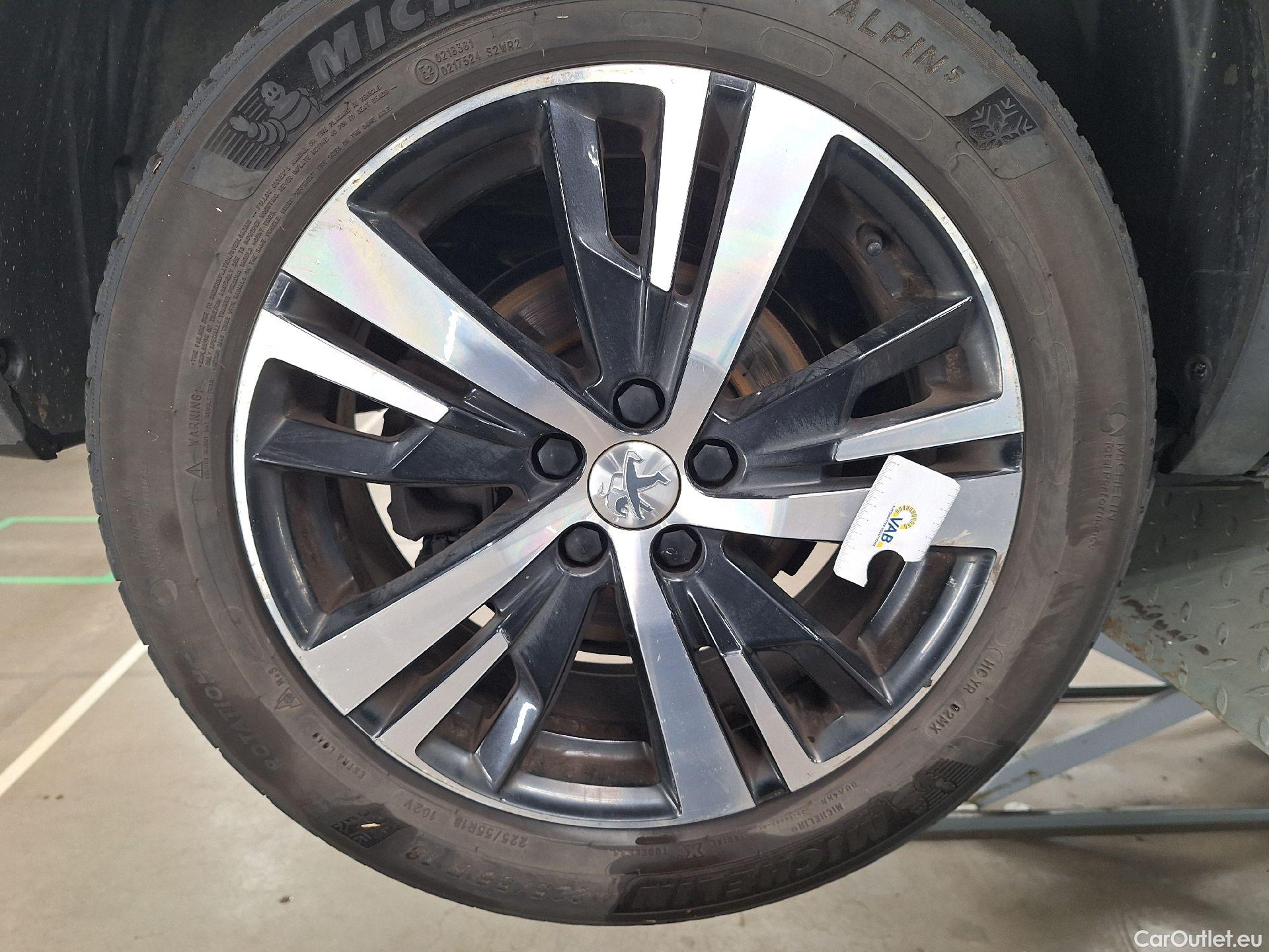  Peugeot  5008 Peugeot,  '16, Peugeot  1.5 BlueHDi 96kW S&S GT Line 5d #22