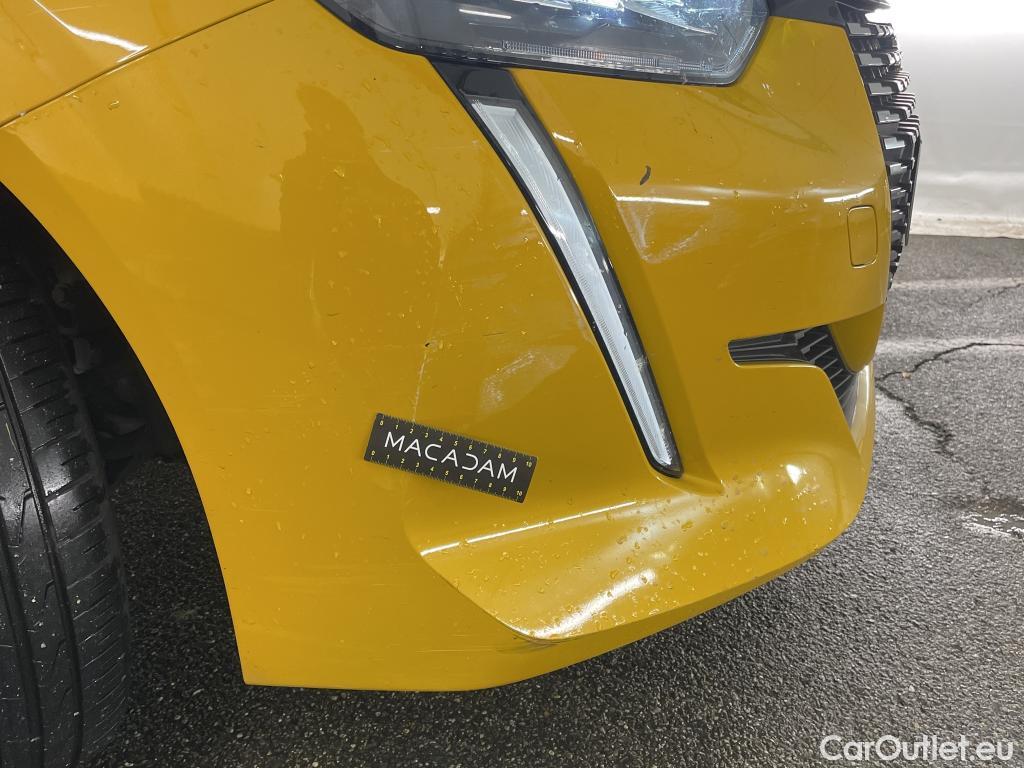  Peugeot  208  Allure Pack 1.2 PureTech 100CV BVA8 E6d #1