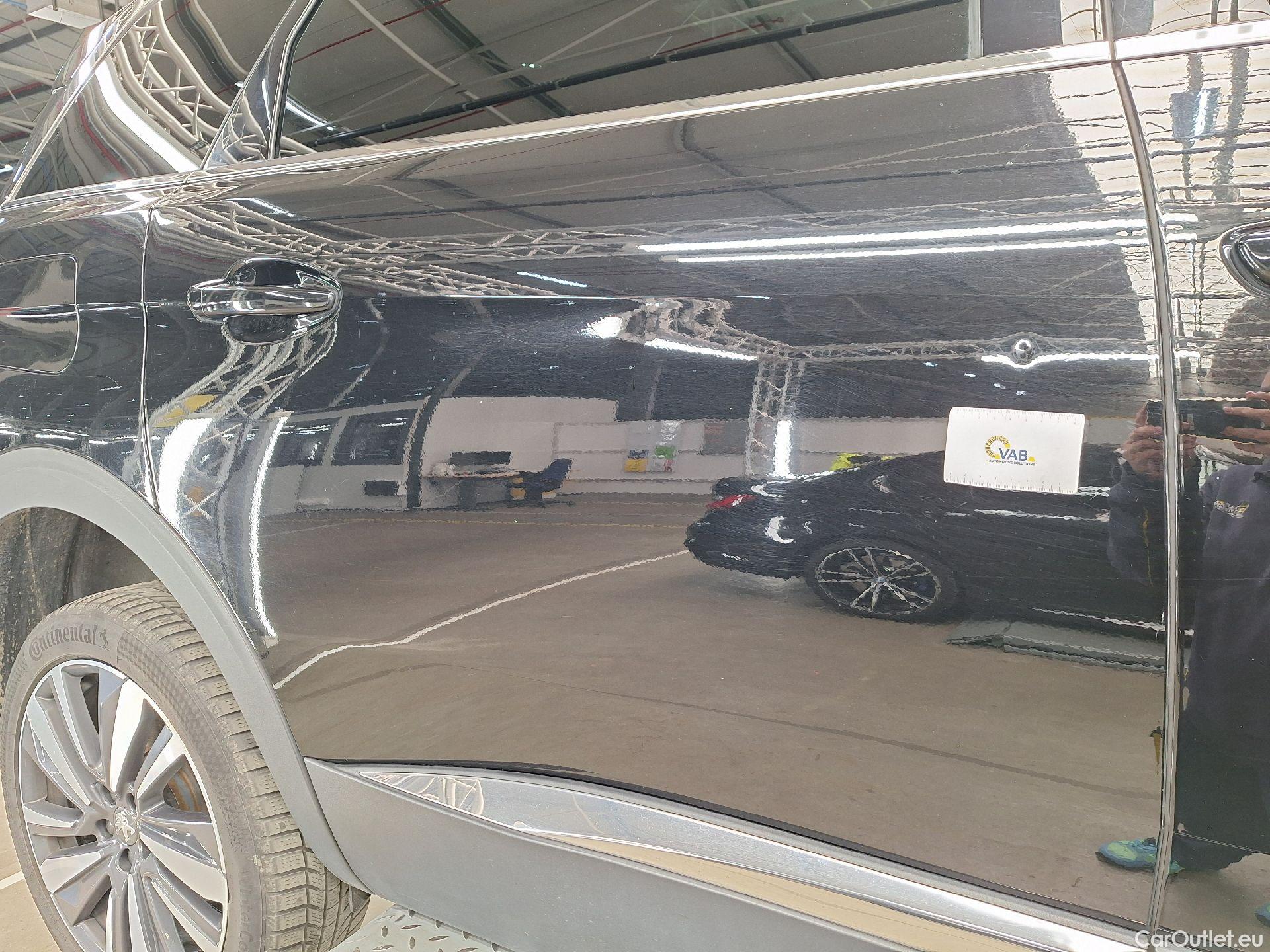  Peugeot  5008 Peugeot,  '16, Peugeot  1.5 BlueHDi 96kW S&S EAT8 GT Line 5d #13