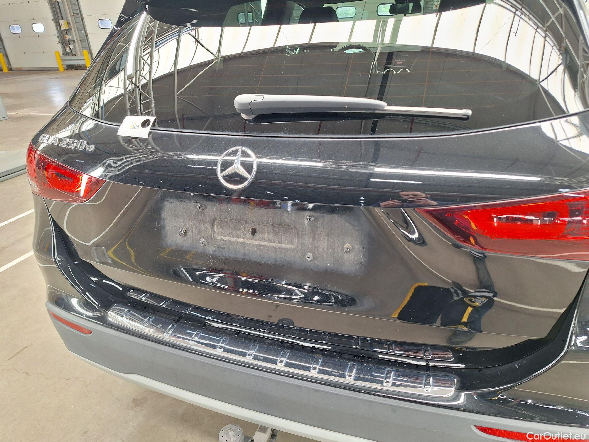  Mercedes  GLA Mercedes,  '20, Mercedes-Benz   250 e 5d #10