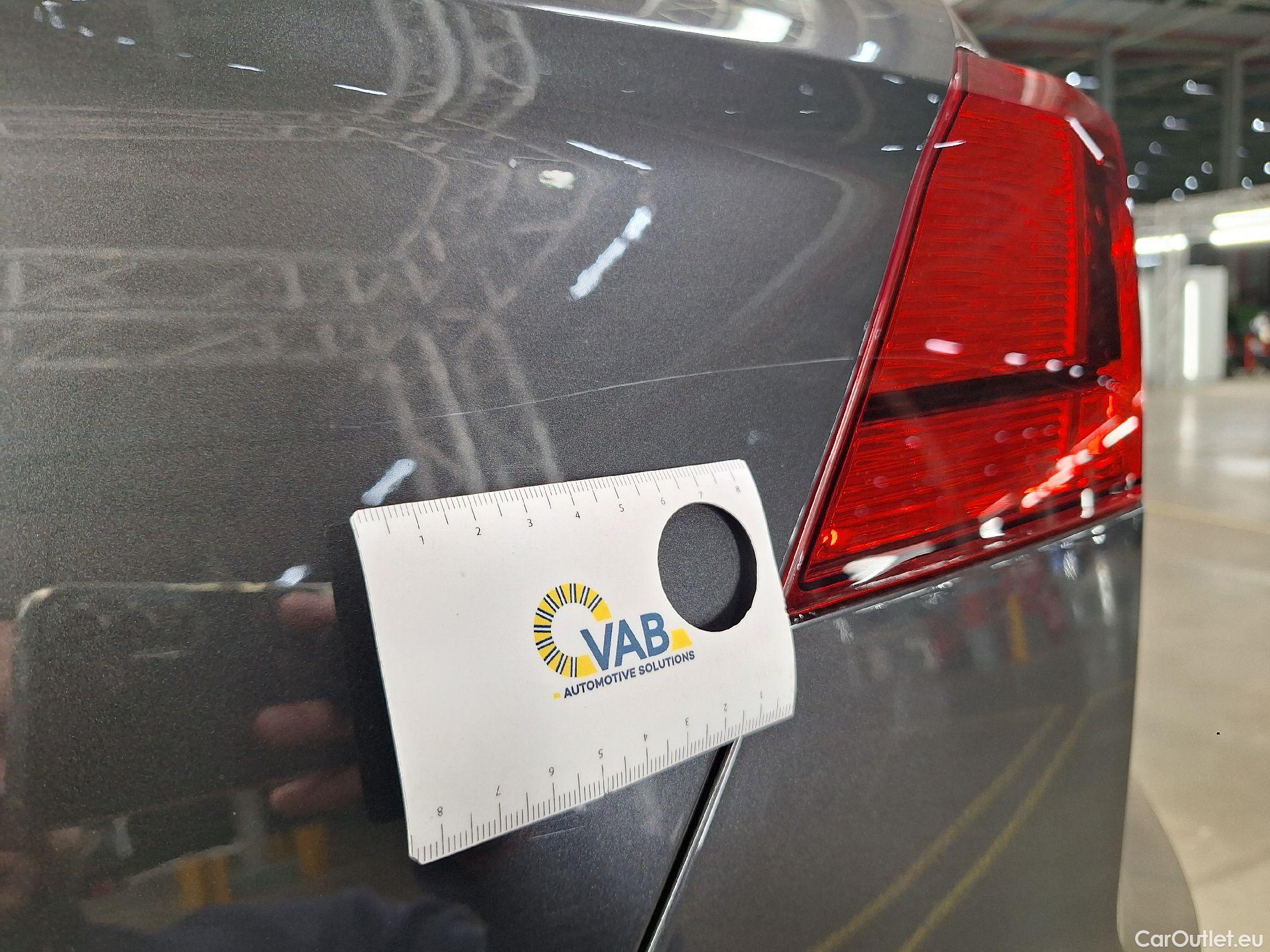  Volkswagen  Passat VW,  FL'19, Volkswagen  2.0 TDI 110kW Style 4d #9