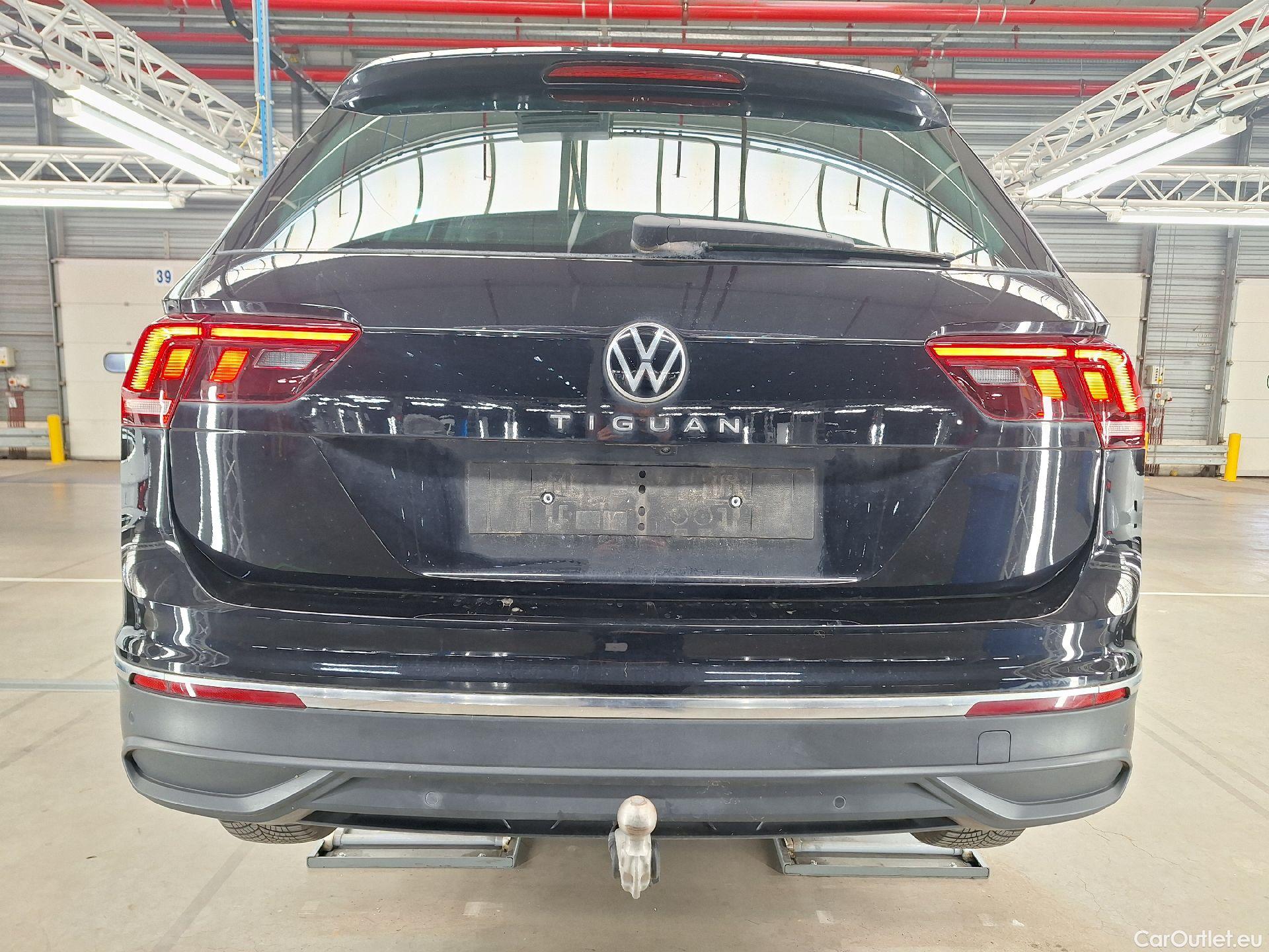  Volkswagen  Tiguan VW,  FL'20, Volkswagen  2.0 TDI 90kW Active 5d #39
