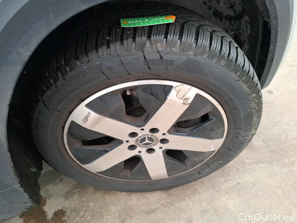  Mercedes  GLB MERCEDES-BENZ  / 2019 / 5P / SUV  200 d Business Line #11