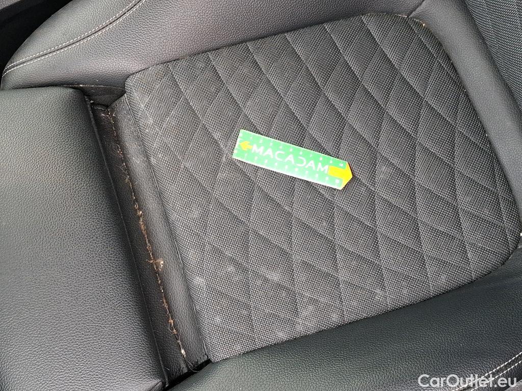  Mercedes  GLB MERCEDES-BENZ  / 2019 / 5P / SUV  200 d Business Line #22