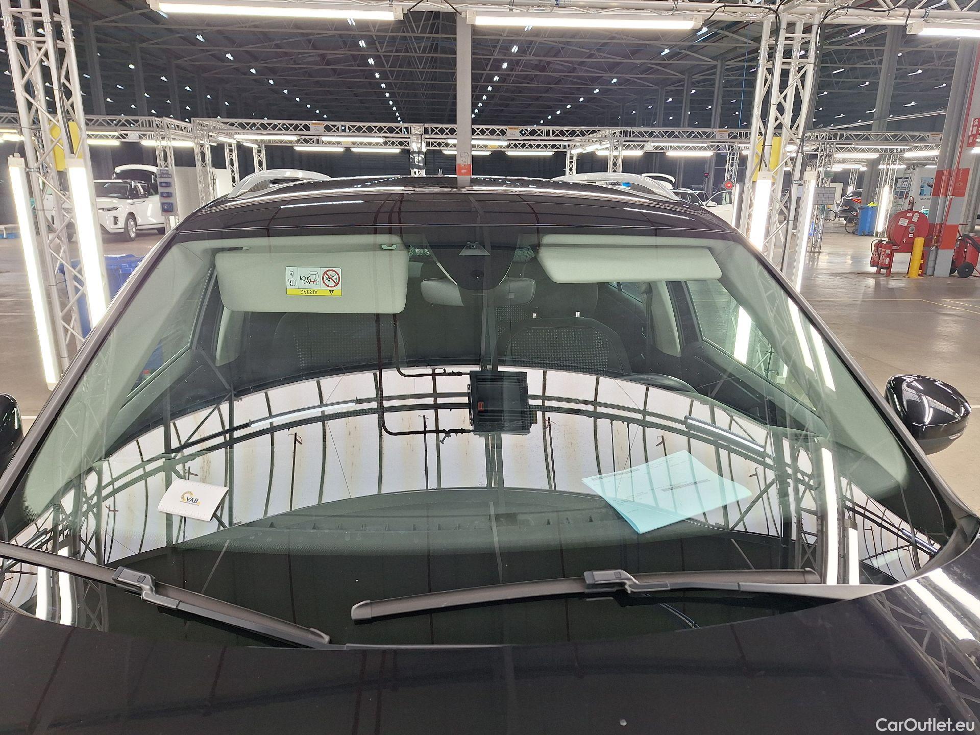  Volkswagen  Tiguan VW,  FL'20, Volkswagen  2.0 TDI 90kW Active 5d #7