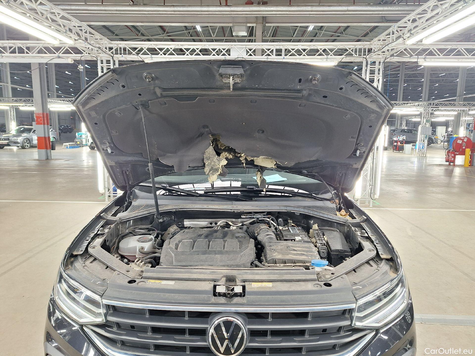  Volkswagen  Tiguan VW,  FL'20, Volkswagen  2.0 TDI 90kW Active 5d #1
