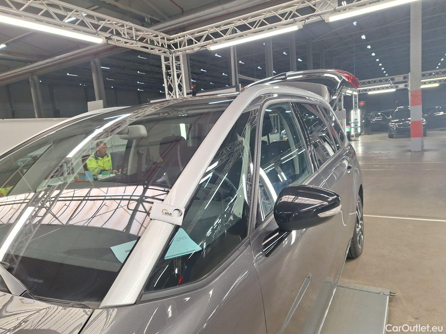  Citroen  C4 Grand Picasso Citroën, Gr.C4 SpaceT. FL'16, Citroën Grand C4 Spacetourer 1.2 PureTech 130 S&S  #138